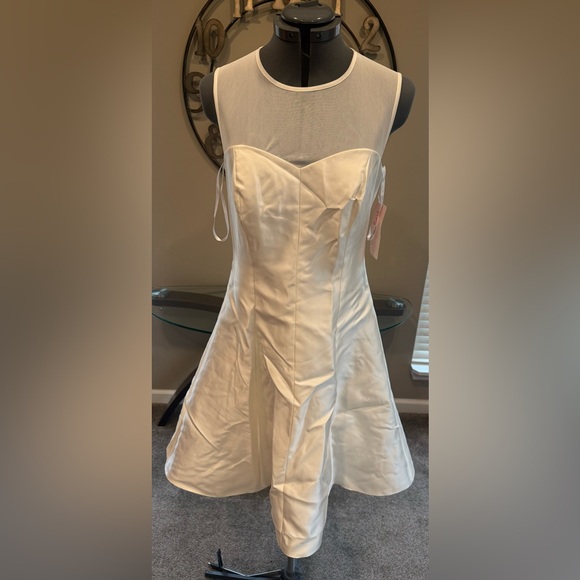 Elegant‎ White Sleeveless Dress by Alfred Sung Size 8 Sample NWT - Picture 1 of 5